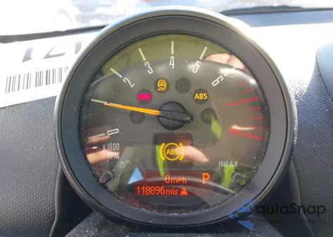 2015 Mini Countryman Cooper z USA, uszkodzony, nr VIN WMWZB3C52FWR42919